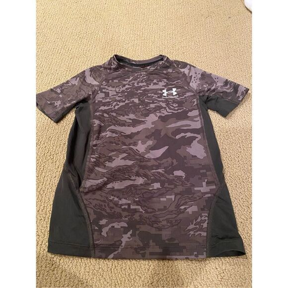Under Armour boys camo performance tee youth small - Picture 1 of 3